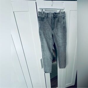 Express Women’s Skinny Jeans in Light Gray